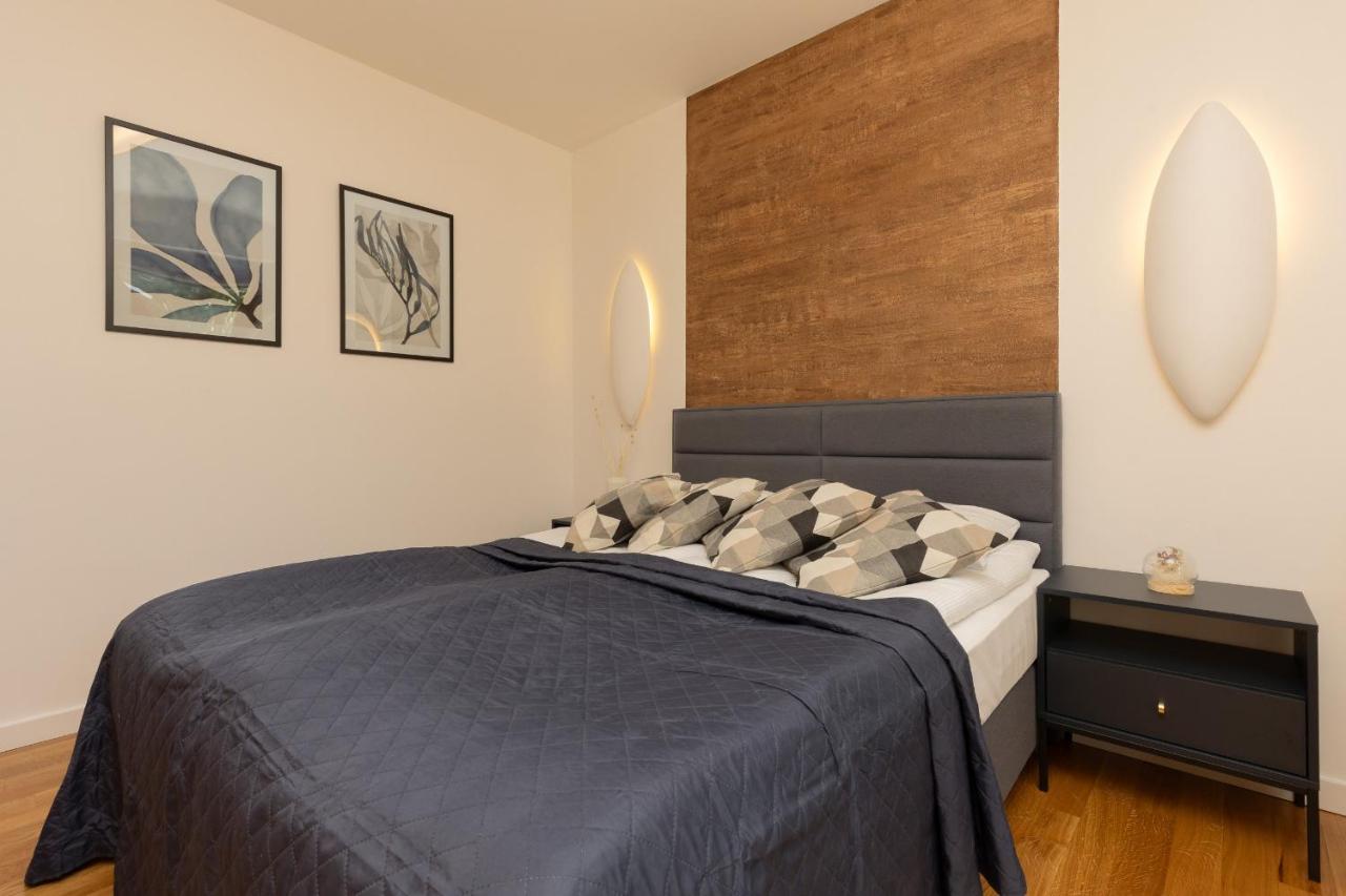 Old Mokotow Spacious Two-Bedroom Apartment By Noclegi Renters Warschau Exterior foto